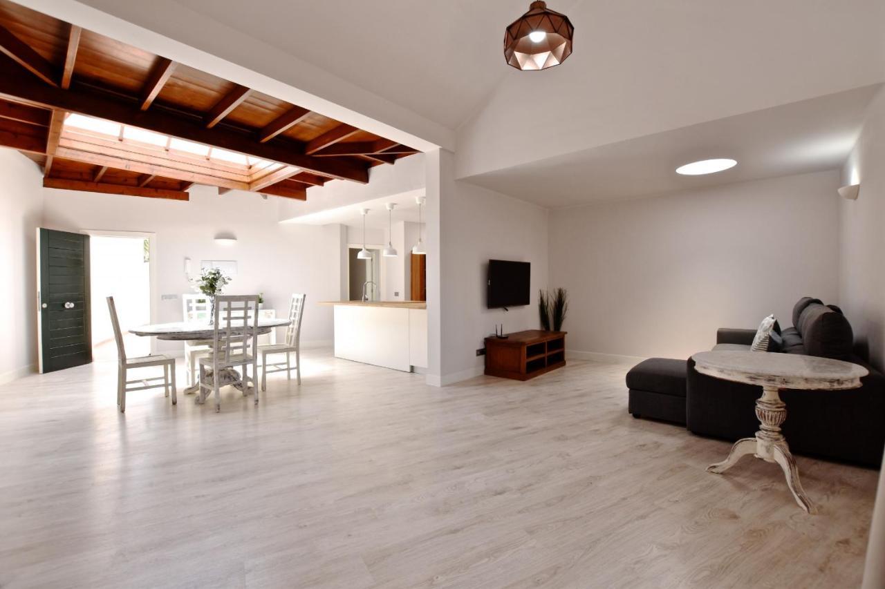 Sunny Bungalow In Front Of The Sea 3 Bedrooms Costa Teguise Exterior photo